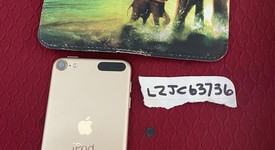 Mint
													Apple iPod Touch 7th Gen - Wi-Fi, Gold, 256 GB, photo 3 of 6