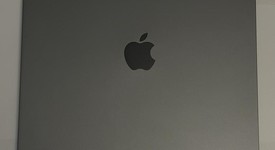 Good
													Apple iPad Pro 12.9" 5th Gen 2021 - Unlocked, Gray, 128 GB, photo 6 of 6