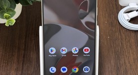 Good
													Google Pixel 9 Pro XL - Verizon, Porcelain, 256 GB, 16 GB, GGX8B, photo 4 of 8