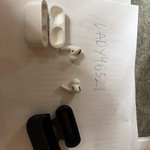 Used Apple AirPods Pro - MagSafe Case