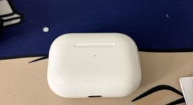 Used
													Apple AirPods Pro 2 - USB-C, photo 5 of 9