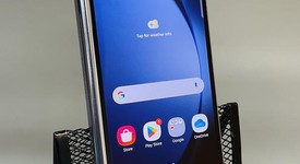 Good
													Samsung Galaxy Z Fold5 - Unlocked, Icy Blue, 256 GB, 12 GB, SM-F946U1, photo 4 of 9