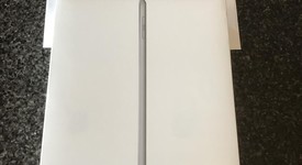 New
													Apple iPad 6th Gen - Wi-Fi, Gray, 32 GB, A1893, photo 1 of 4