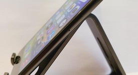 Fair
													Apple iPhone SE 3rd Gen 2022 - Unlocked, Midnight, 64 GB, A2595, photo 2 of 6