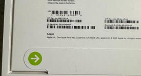 New
													MacBook Air 2025 (M4) - 13" - Apple M4, Midnight, 512 GB, 16 GB, photo 2 of 5