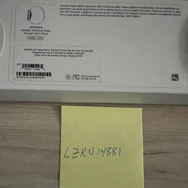 Apple Watch Series 8 41mm - Starlight, A2770 - GPS, Aluminum