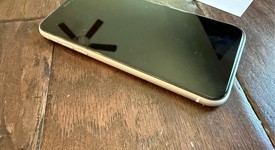 Good
													Apple iPhone Xr - AT&T, White, 128 GB, A1984, photo 6 of 6