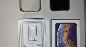 Good
													Apple iPhone Xs - Unlocked, Silver, 64 GB, A1920, photo 1 of 8