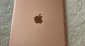 Good
													Apple iPad 8th Gen - Wi-Fi, Gold, 32 GB, A2270, photo 2 of 6