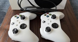 Good
													Xbox Series S (2020) - White, 512 GB, photo 3 of 3