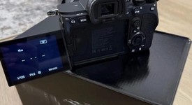 Mint
													Sony a7 IV, photo 3 of 5