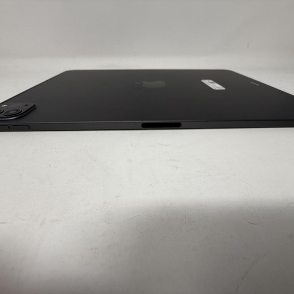 Apple iPad Pro 11 inch 2nd Gen 2020 - Wi-Fi, 128 GB, Gray, A2228