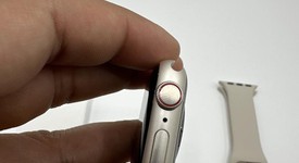 Mint
													Apple Watch Series 8 41mm - Unlocked, Starlight, A2772 - Cellular, Aluminum, photo 2 of 6