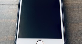 Good
													Apple iPhone 8 Plus - Verizon, Gold, 64 GB, A1864, photo 1 of 3