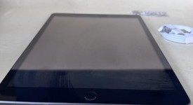 Good
													Apple iPad 7th Gen - Unlocked, Gray, 128 GB, A2198, photo 4 of 9