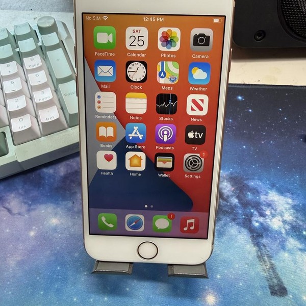 Apple iPhone 8 - Unlocked, 64 GB, Gold, A1863