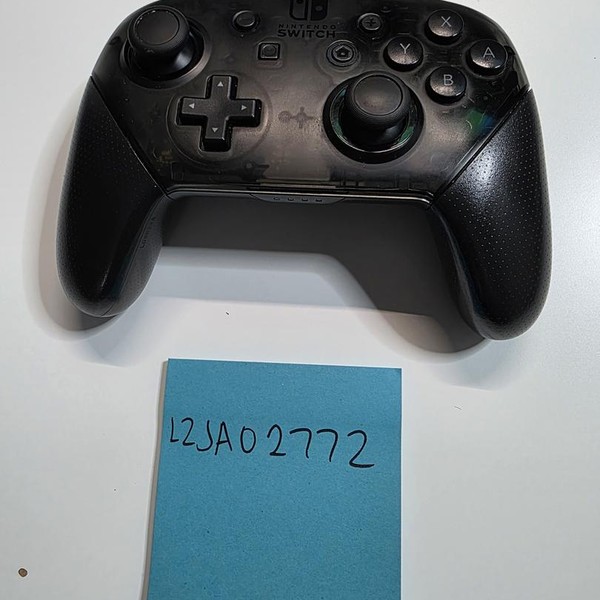 Nintendo Switch Pro Controller - Grey