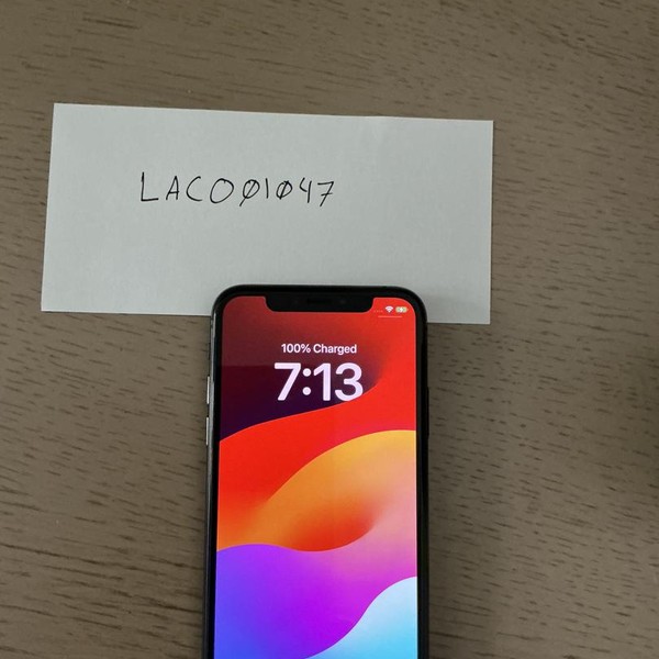 Apple iPhone Xs - Unlocked, 64 GB, Gray, A1920