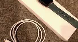 Mint
													Apple Watch Series 10 46mm - Unlocked, Natural, A3003 - Cellular, Titanium, photo 5 of 5