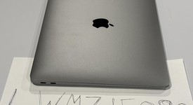 Good
													MacBook Air 2020 - 13" - Apple M1, Gray, 256 GB, 8 GB, photo 4 of 14