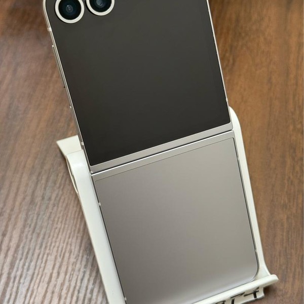 Samsung Galaxy Z Flip6 - T-Mobile, 256 GB, Silver, 12 GB, SM-F741U