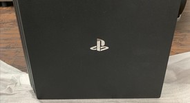 Mint
													PlayStation 4 Pro - Black, 1 TB, Standard, photo 6 of 6