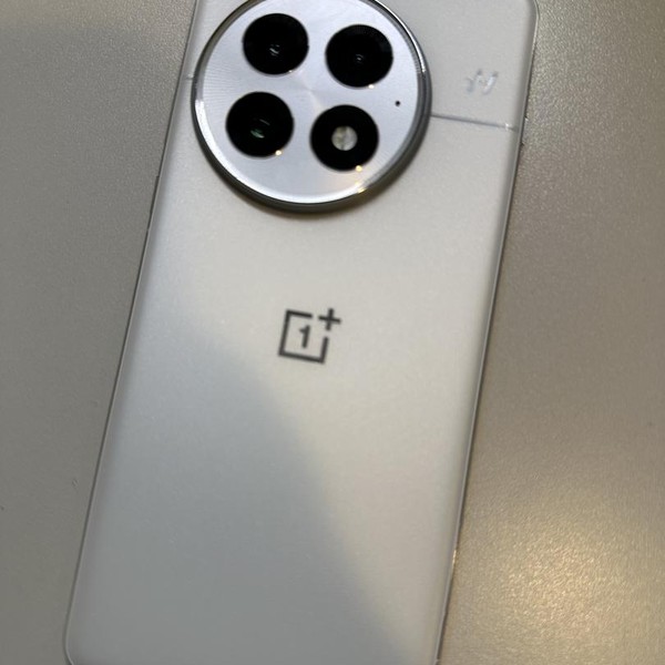 OnePlus 13 - Unlocked, 512 GB, Arctic Dawn, 16 GB