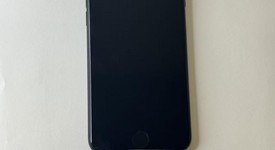 Good
													Apple iPhone SE 2nd Gen 2020 - Unlocked, Black, 64 GB, A2275, photo 1 of 7