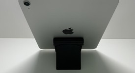 Mint
													Apple iPad 10th Gen - Wi-Fi, Silver, 64 GB, A2696, photo 3 of 6