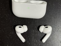 Apple AirPods Pro 2