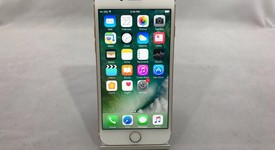 Mint
													Apple iPhone 7 - Metro by T-Mobile, Gold, 32 GB, A1660, photo 1 of 4