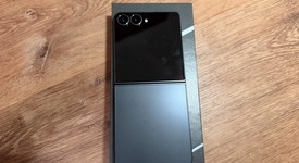 Mint
													Samsung Galaxy Z Flip7 - Unlocked, Jet Black, 256 GB, 12 GB, SM-F766U1, photo 2 of 9