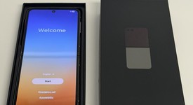 Good
													Samsung Galaxy Z Flip5 - Unlocked, Lavender, 256 GB, 8 GB, SM-F731U1, photo 1 of 5