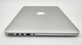 Good
													MacBook Pro 2015 (Retina) - 13" - Silver, 128 GB, 8 GB, photo 5 of 10