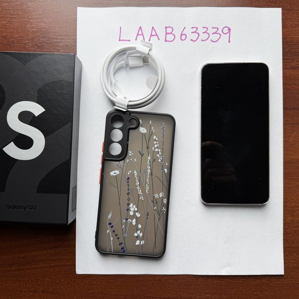 Samsung Galaxy S22 - Verizon, White, 128 GB, 8 GB, SM-S901U