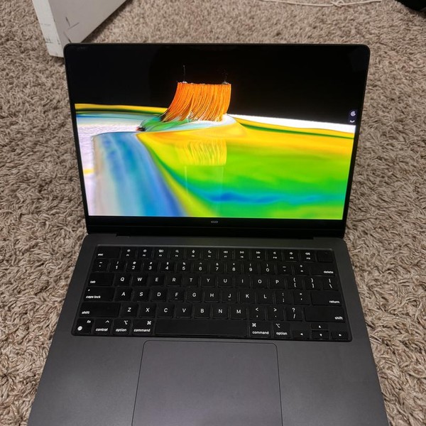 MacBook Pro Late 2023 (M3) - 14 inch - 512 GB, Black, 18 GB, Apple M3 Pro 11-core, 14-core GPU
