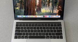 Good
													MacBook Pro 2018 (With Touch Bar) - 13" - I7, Gray, 1 TB, 16 GB, photo 2 of 16