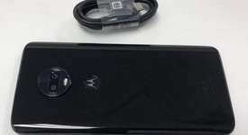 Mint
													Moto G7 - Unlocked, Black, 64 GB, 4 GB, photo 4 of 6