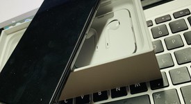 Mint
													Apple iPhone Xs Max - Sprint, Gray, 64 GB, A1921, photo 2 of 2