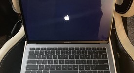 Mint
													MacBook Air 2018 - 13" - I5, Gray, 128 GB, 8 GB, photo 1 of 8