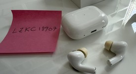 Used
													Apple AirPods Pro 2 - Lightning, photo 2 of 5