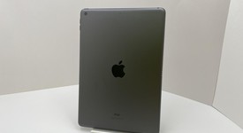 Good
													Apple iPad 8th Gen - Wi-Fi, Gray, 32 GB, A2270, photo 3 of 5