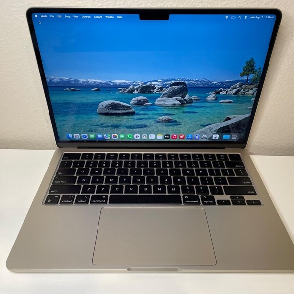 MacBook Air 2022 (M2) - 13 inch - 256 GB, Starlight, 8 GB, Apple M2