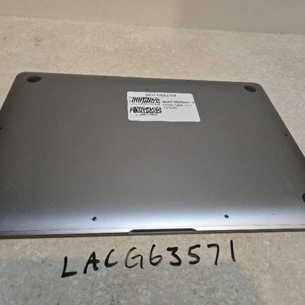 MacBook Air 2020 - 13 inch - 256 GB, Gray, 8 GB, Apple M1