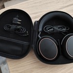 Used Sennheiser Momentum 4 - Black