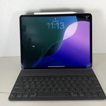 Good Apple iPad Pro 12.9 inch 6th Gen 2022 - Unlocked, 256 GB, Gray