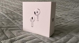 New
													Apple AirPods 4th Gen - Active Noise Cancellation, photo 5 of 5