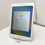 Fair Apple iPad (5th Gen) - Unlocked, 32 GB, Silver, A1823