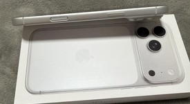 Mint
													Apple iPhone 17 Pro Max - Verizon, Silver, 256 GB, A3257, photo 5 of 7