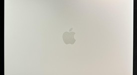 Fair
													MacBook Pro 2018 (With Touch Bar) - 13" - I5, Silver, 512 GB, 8 GB, photo 2 of 7